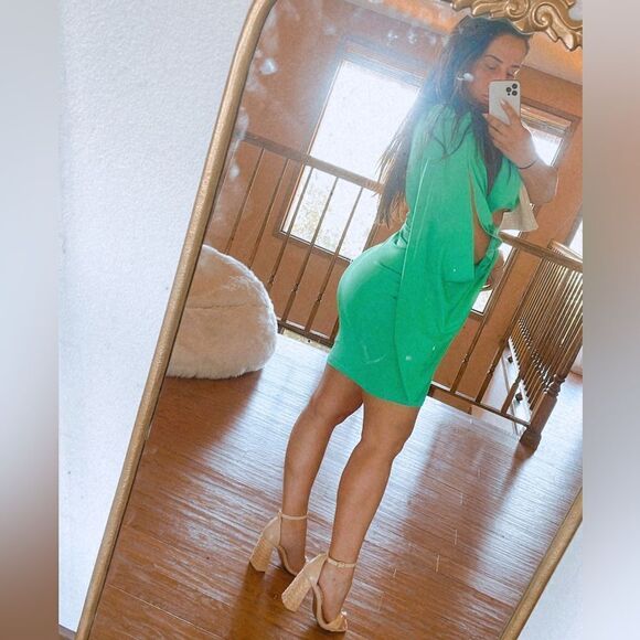 Green one shoulder dress - Picture 6 of 8